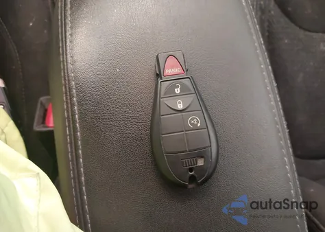 2019 Jeep Cherokee Latitude 4X4 z USA, uszkodzony, nr VIN 1C4PJMCX1KD232260